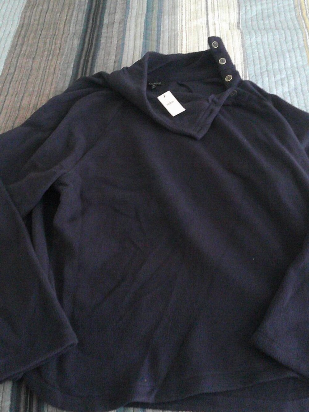 Talbots Navy Blue Soft Collared top with button accents on collar  NWT Size XL